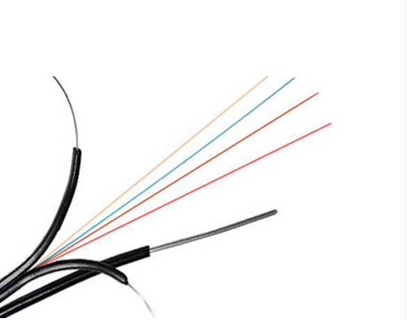 كابل FTTH داخلي خارجي يدعم نفسه كابل أسفل مسطح GJYXCH 4 نواة