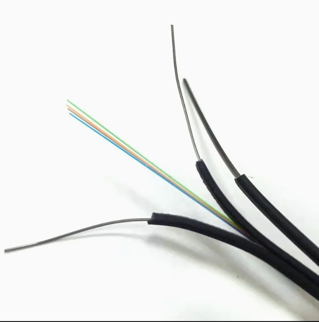 شكل القوس يدعم نفسه كابل قطرة FTTH 4 Core للاتصالات الهاتفية