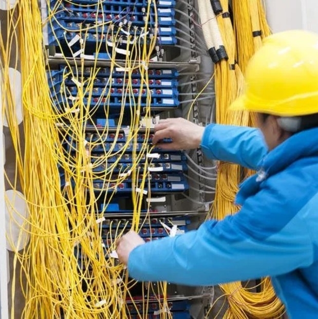 أمن محسن كابل الألياف الضوئية الداخلية الضوئية GJFJV للاتصال الموثوق به